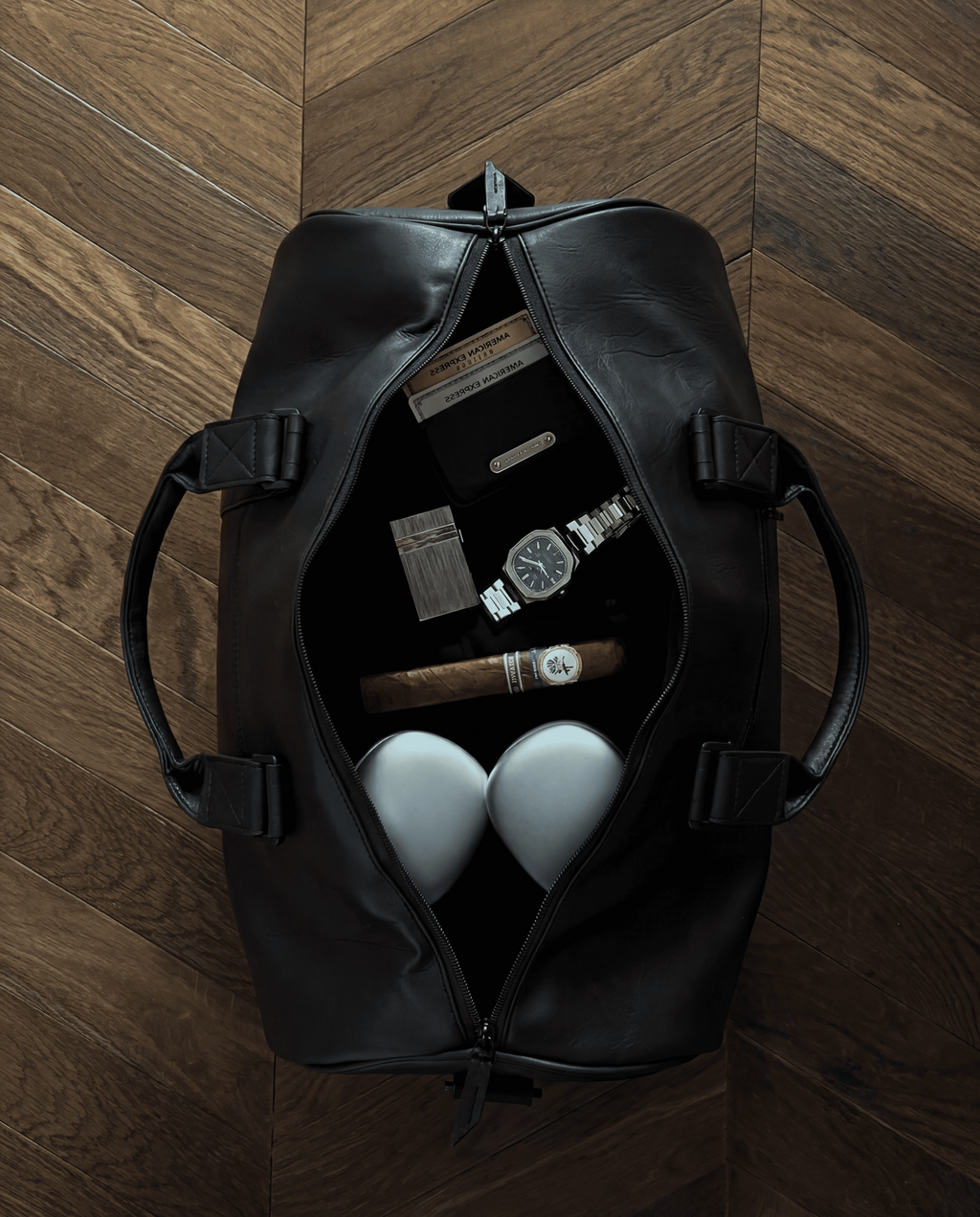BLACK DUFFLE BAG